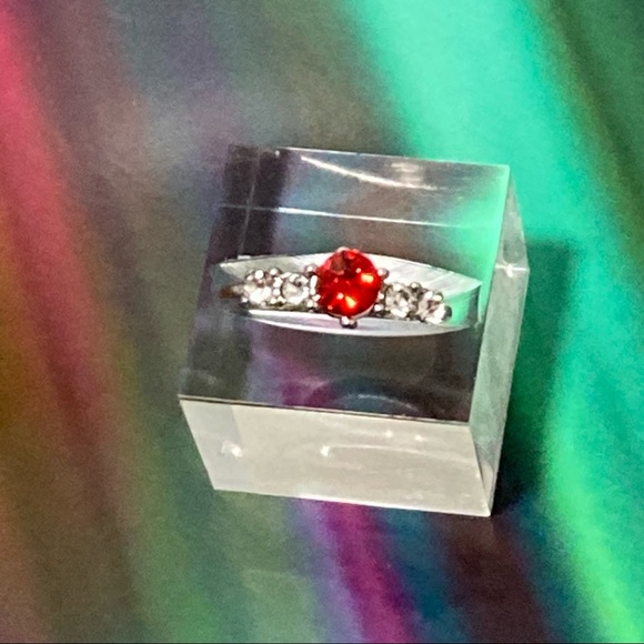 NEW Bling Red and Silver Rhinestone Shine Dainty Ring Sterling Silver Size 5 925 - Picture 3 of 4